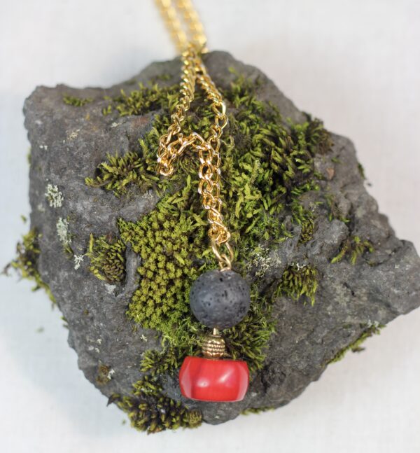 Lava stone necklace - Image 3